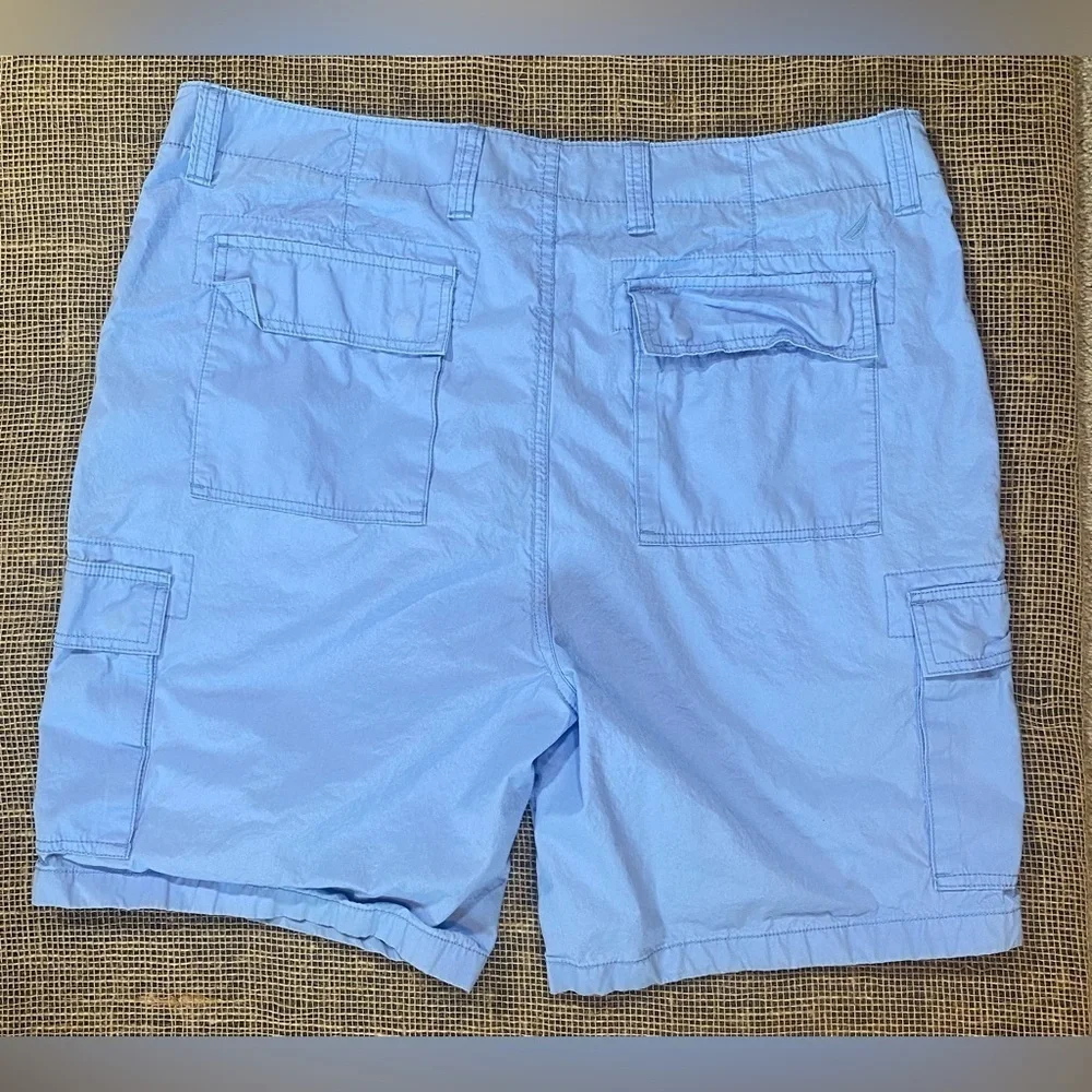 Nautica Light Blue Cargo Shorts, Sz 38, 7 Pockets, Button & Zip Closure, Cotton